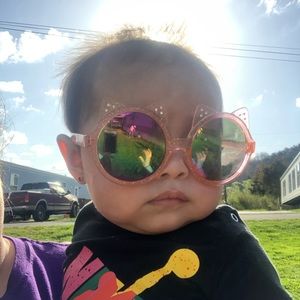 Meet your Posher, Juliet